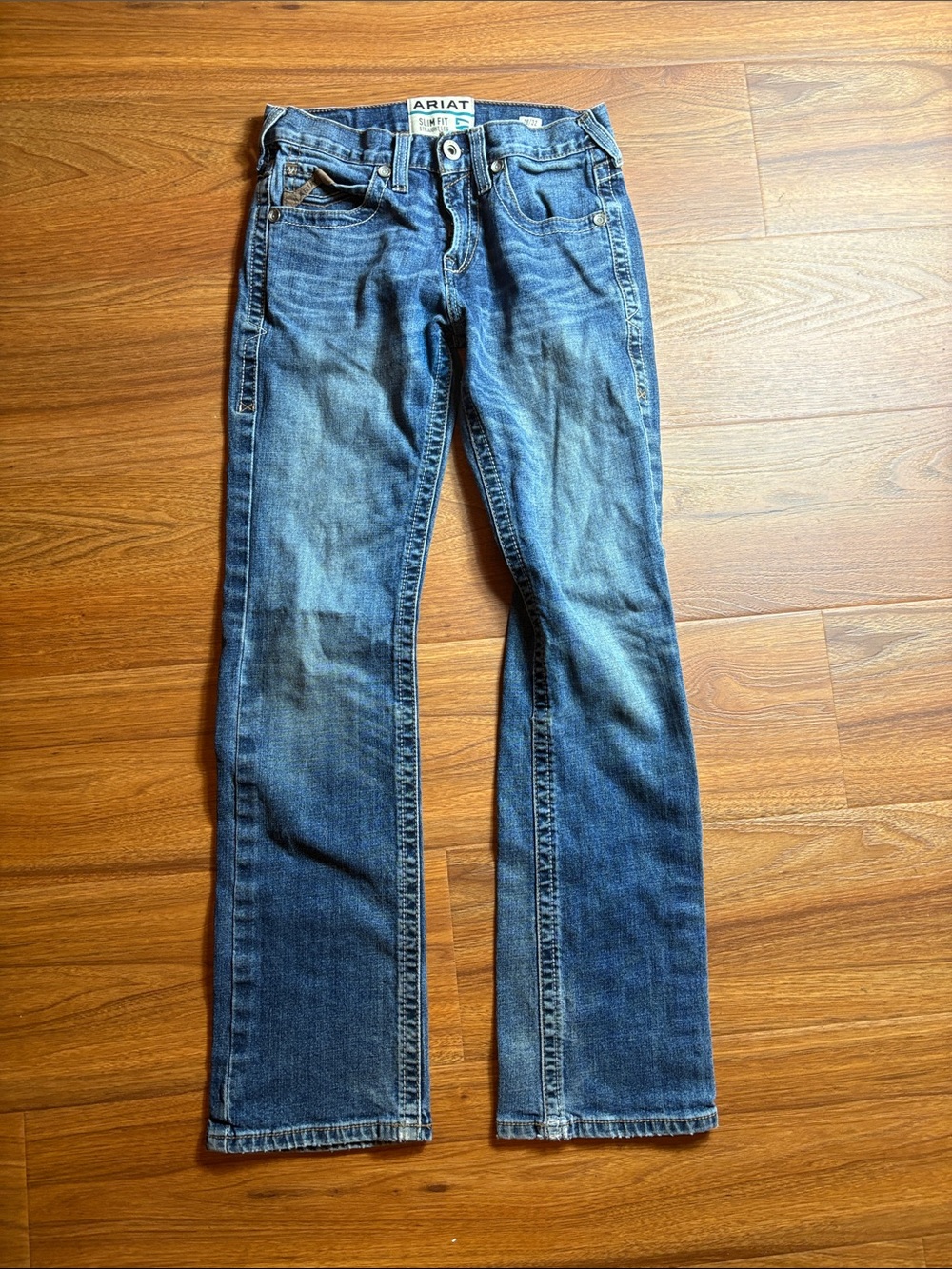 Ariat Women's 28x32 Blue denim jeans